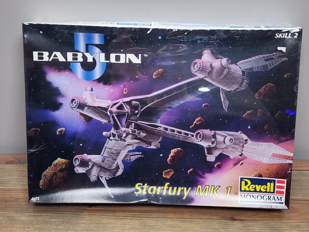 Revell Monogram Babylon 5 Starfury MK 1 Model Kit Sealed 85-3621
